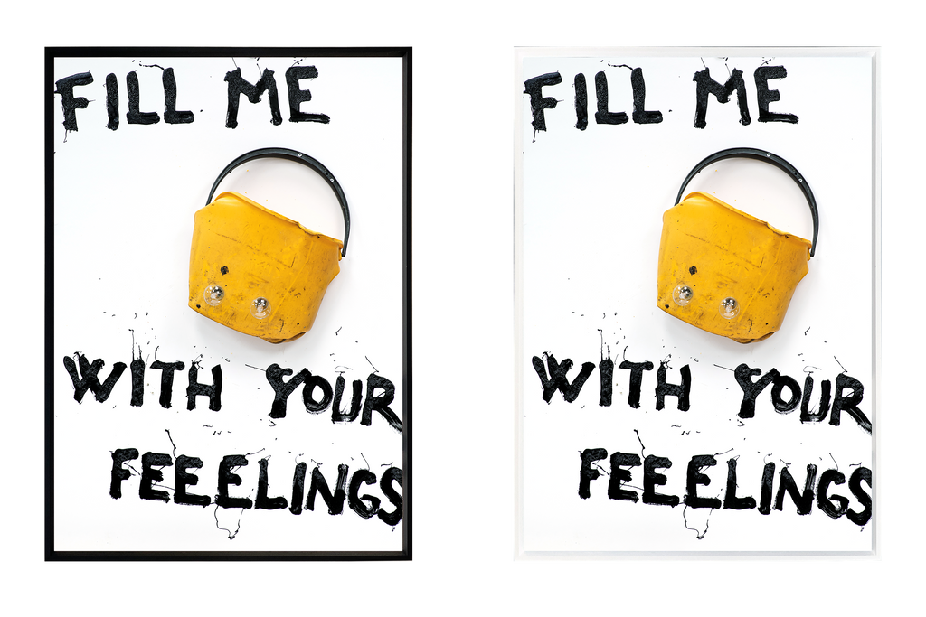 Krištof Kintera - Fill me with your feeelings – giclée tisk v černém a bílém rámu. Náhled.