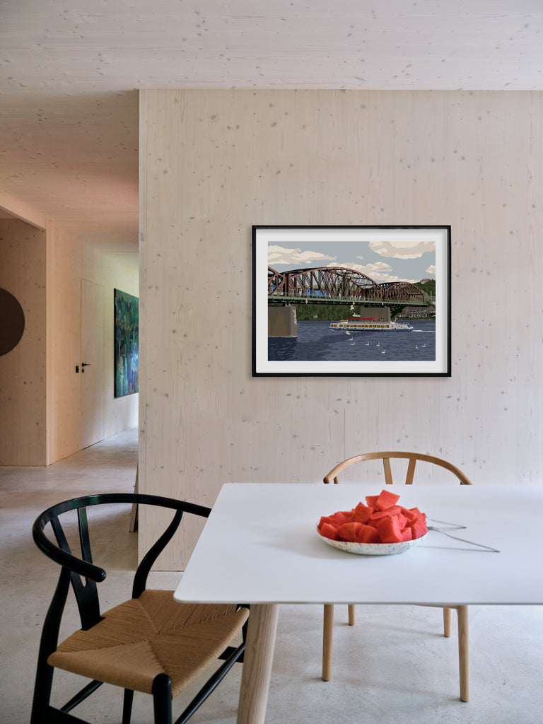 Železniční most - zarámovaný giclée tisk Jana Šrámka v interiéru