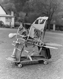 Vojtěch Veškrna – Formule – černobílá fotografie. Náhled.